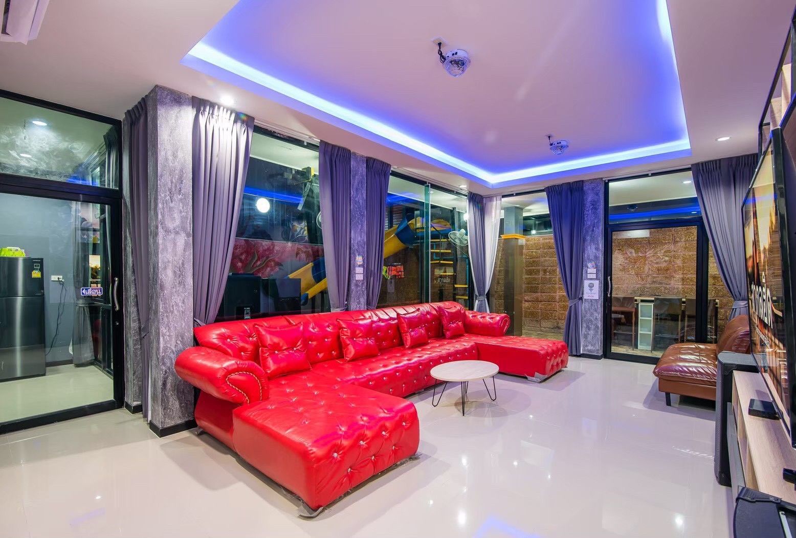 Gallery 40