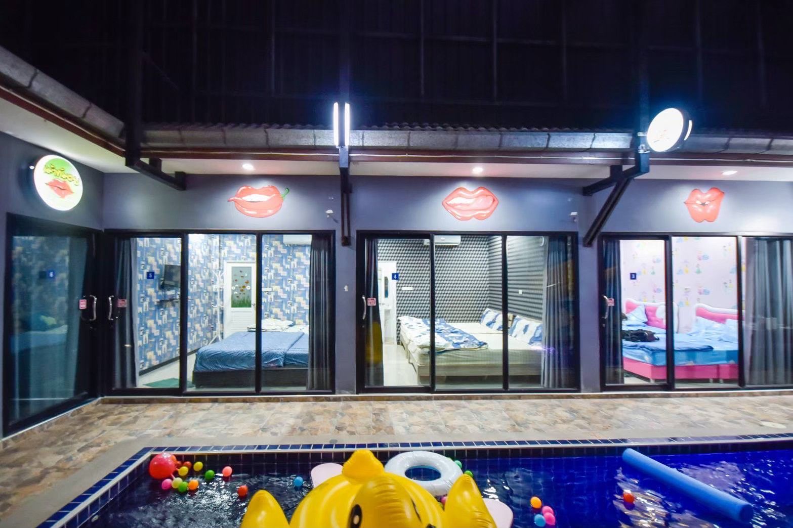 Gallery 28