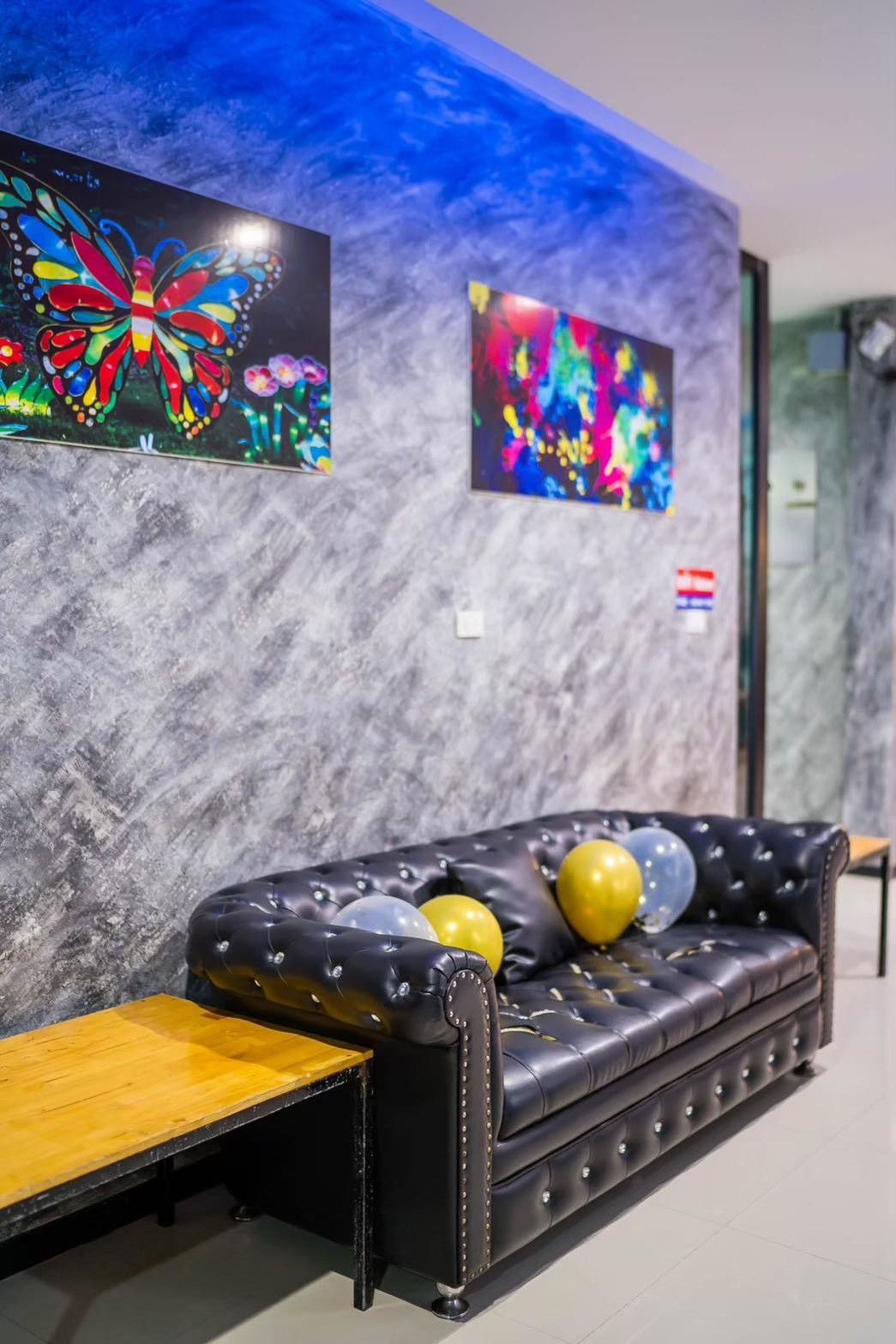 Gallery 20