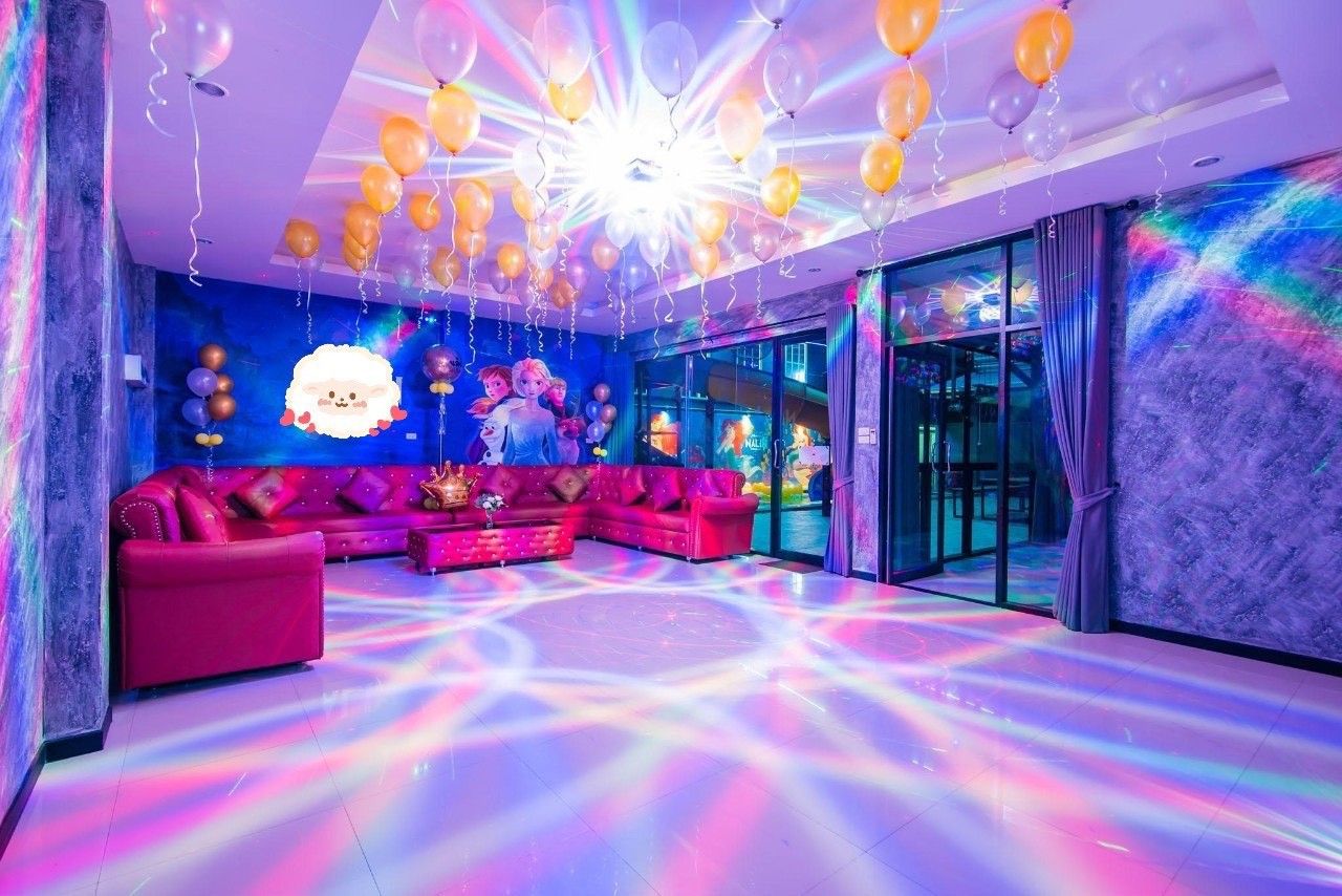 Gallery 27