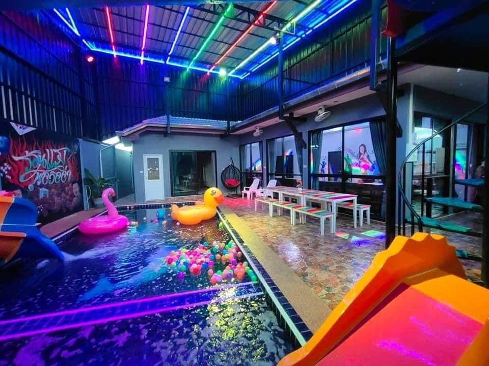 Gallery 29