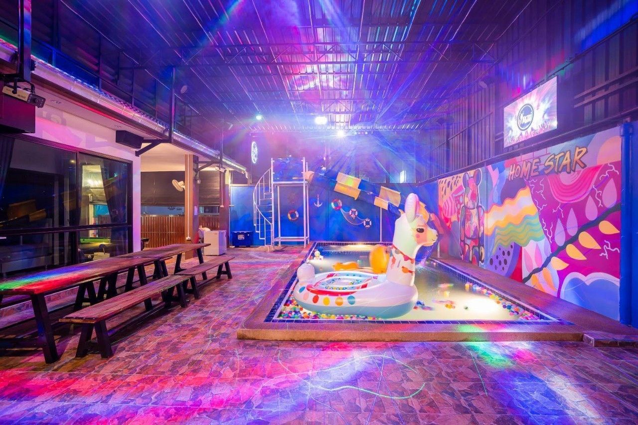 Gallery 13