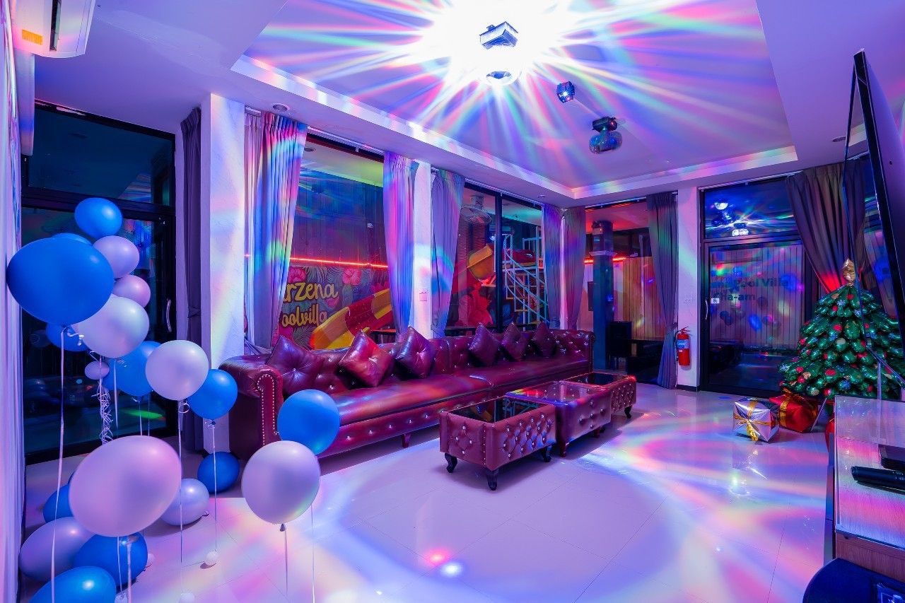 Gallery 28