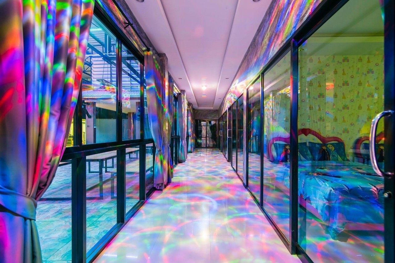 Gallery 50
