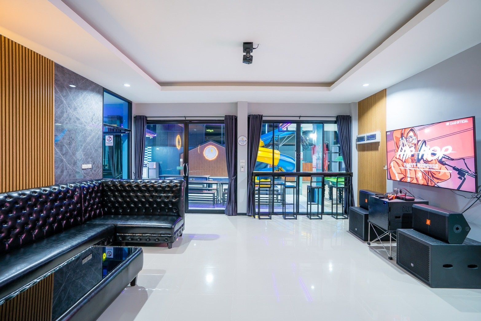 Gallery 38