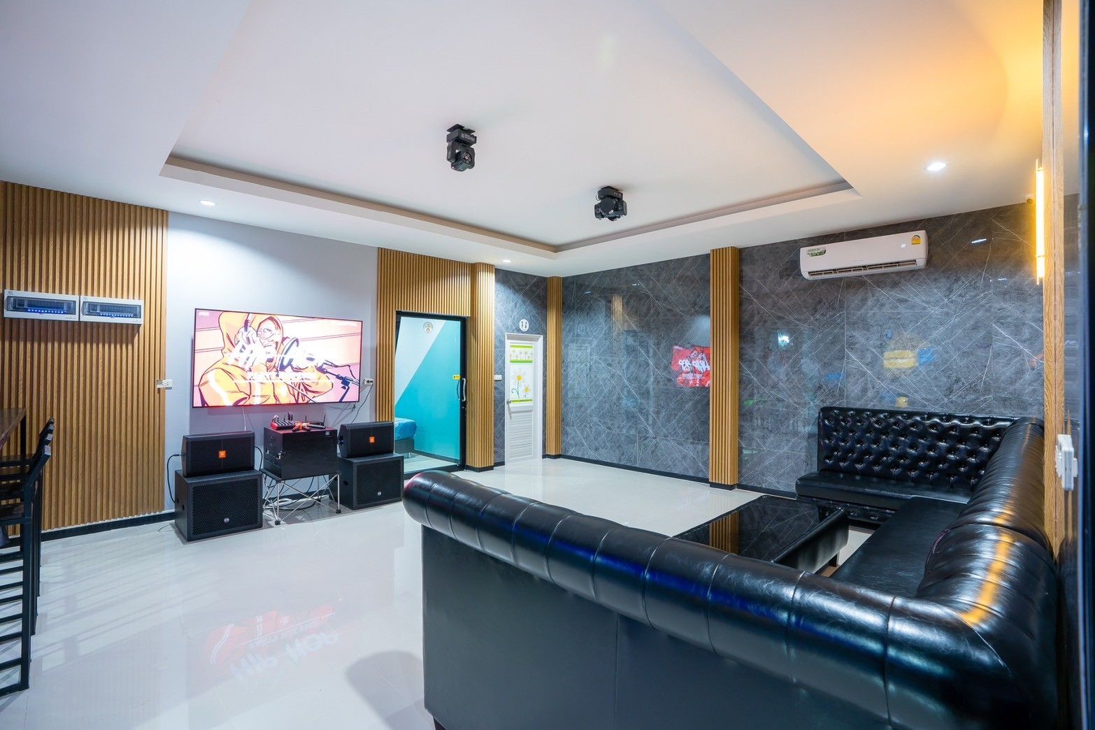 Gallery 47