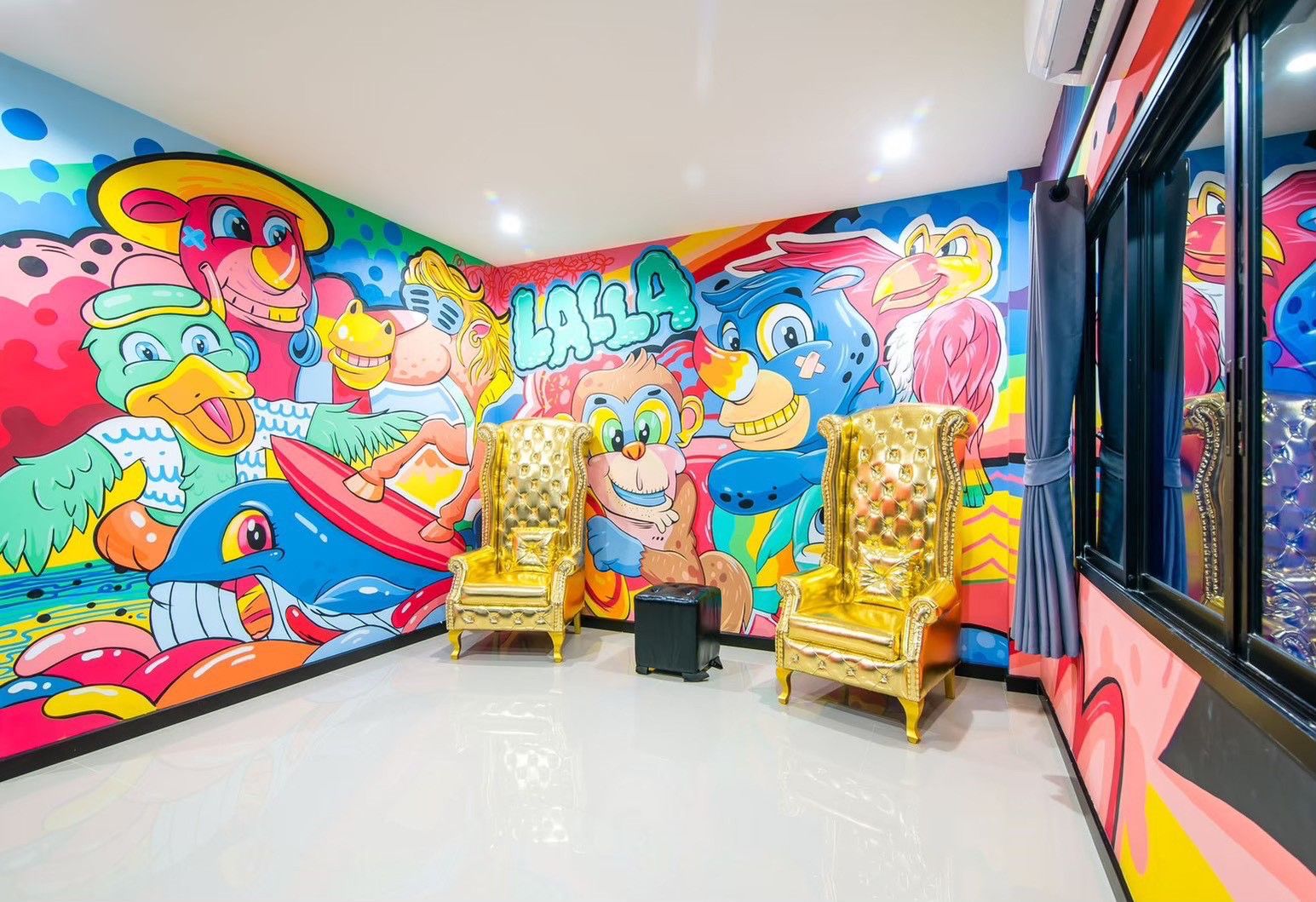 Gallery 12