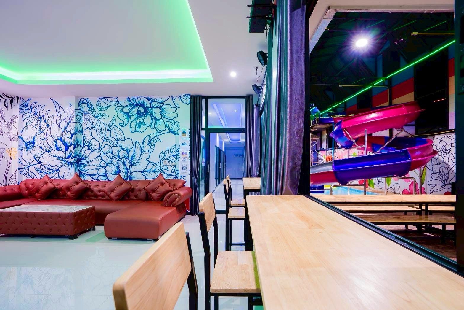 Gallery 25