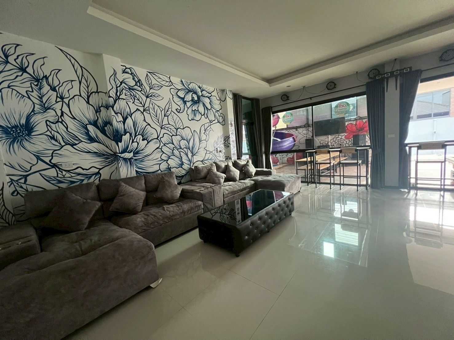 Gallery 26